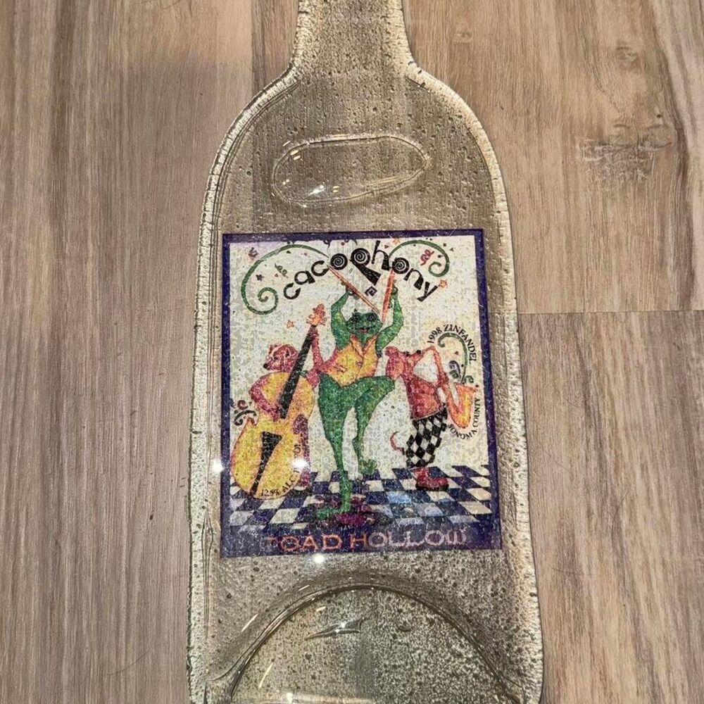 vintage Toad Hollow "Cacophony" Zinfandel wine bottle cheese board